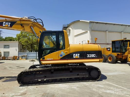 الحفرة الهيدروليكية المستخدمة CAT حفرة 20 طن CAT 320CL الحفرة الأصلية اليابان لأفريقيا