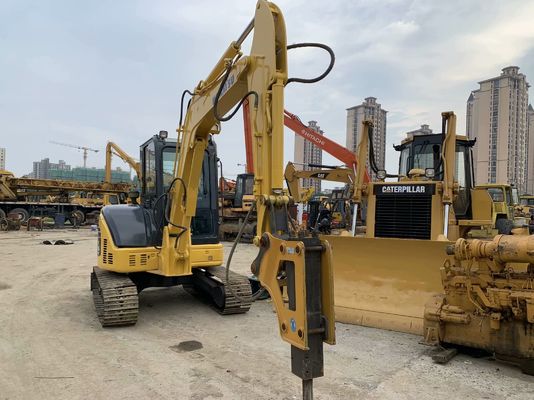 كوماتسو PC55MR-2 حفرة مستعملة اليابان الحجم الصغير مع مطرقة هيدروليكية