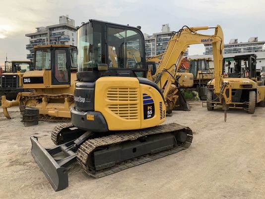 كوماتسو PC55MR-2 حفرة مستعملة اليابان الحجم الصغير مع مطرقة هيدروليكية