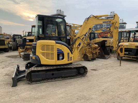 كوماتسو PC55MR-2 حفرة مستعملة اليابان الحجم الصغير مع مطرقة هيدروليكية