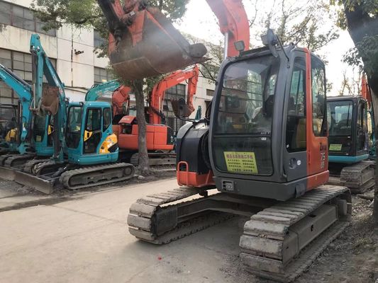 الحفرة اليابانية ZX75US-3 كفاءة الطاقة حفرة هيتاشي الزحفية