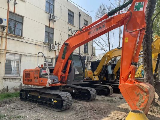 الحفرة الأصلية اليابانية مستعملة هيتاشي ZX120 في حالة جيدة