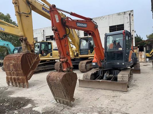 2018 سنة مستعملة دوسان DX60-9C حفرة صغيرة في حالة ممتازة/مستخدمة دوسان حفرة صغيرة للبيع