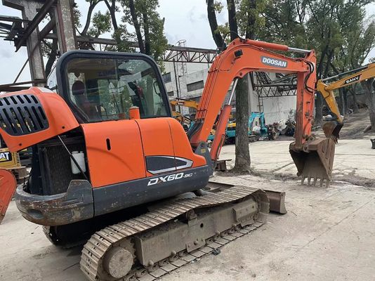 2018 سنة مستعملة دوسان DX60-9C حفرة صغيرة في حالة ممتازة/مستخدمة دوسان حفرة صغيرة للبيع