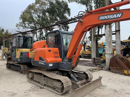 2018 سنة مستعملة دوسان DX60-9C حفرة صغيرة في حالة ممتازة/مستخدمة دوسان حفرة صغيرة للبيع