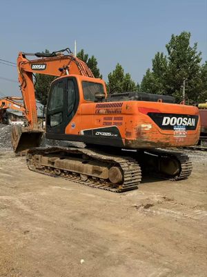 اللون الأصلي مستعمل محفر دوسان DX225LC-9C الزحف في حالة ممتازة