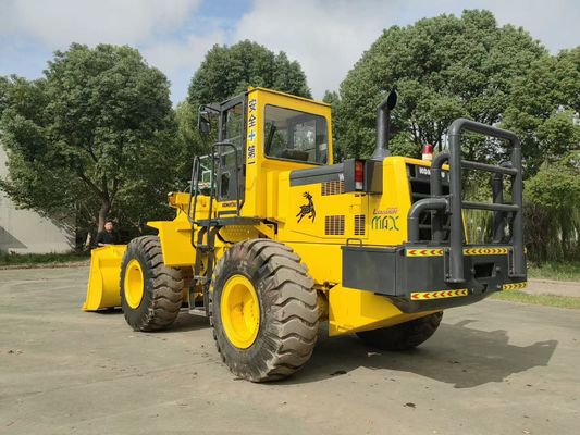 محمولة عجلات يابانية أساسية Komatsu WA320-3 محمولة مقدمة مستعملة