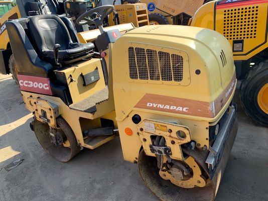 مستعمل CC300G Dynapac ثنائي طبل عجلة حالة جيدة العمل المستقر