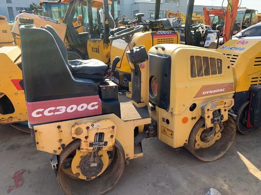 مستعمل CC300G Dynapac ثنائي طبل عجلة حالة جيدة العمل المستقر