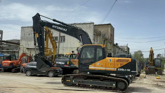 2021 سنة مستعملة هيونداي R220LC-9S الحفرة في حالة ممتازة / مستعمل هيونداي كراولر الحفرة للبيع