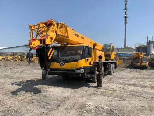 XCMG QY50K-II 50 طن شاحنة مستعملة رافعة ذات قدرة عالية شاحنات منتفخة مستعملة