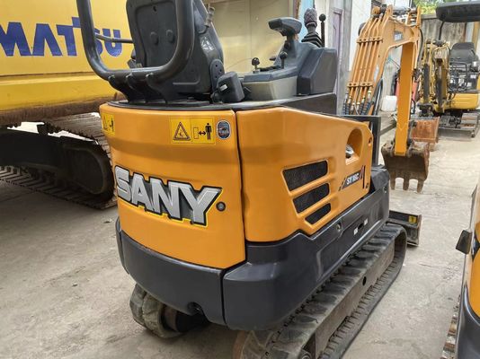 المستخدم SANY SY16C الحفرة المصغرة عملية سلسة للعمل في الحديقة