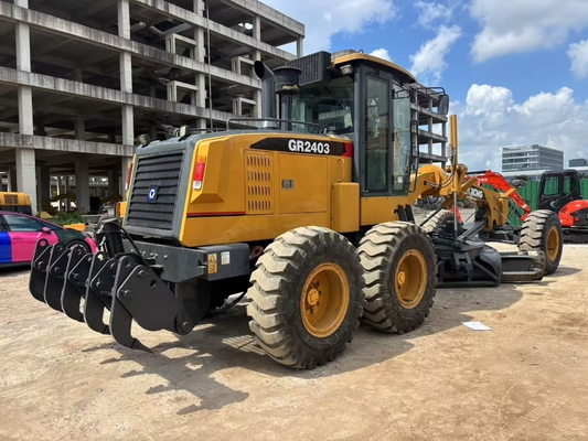جرافة XCMG GR2403 مستعملة بحالة ممتازة مع مزّق هيدروليكي للبيع